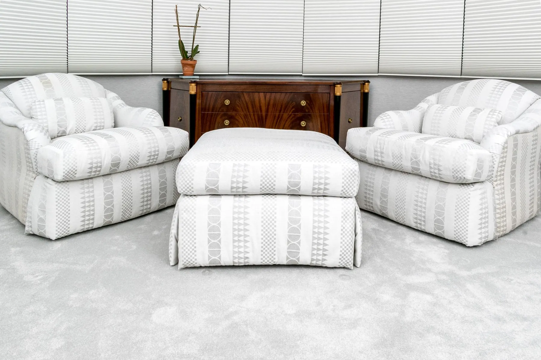 Scully Chairs