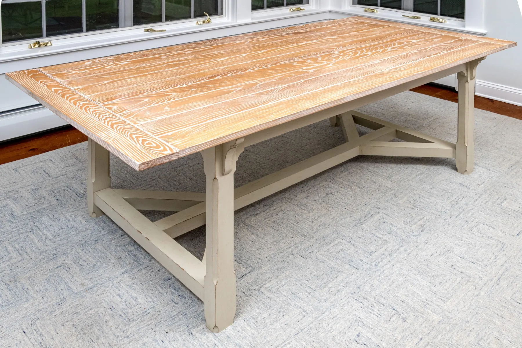 Hickory Chair Table