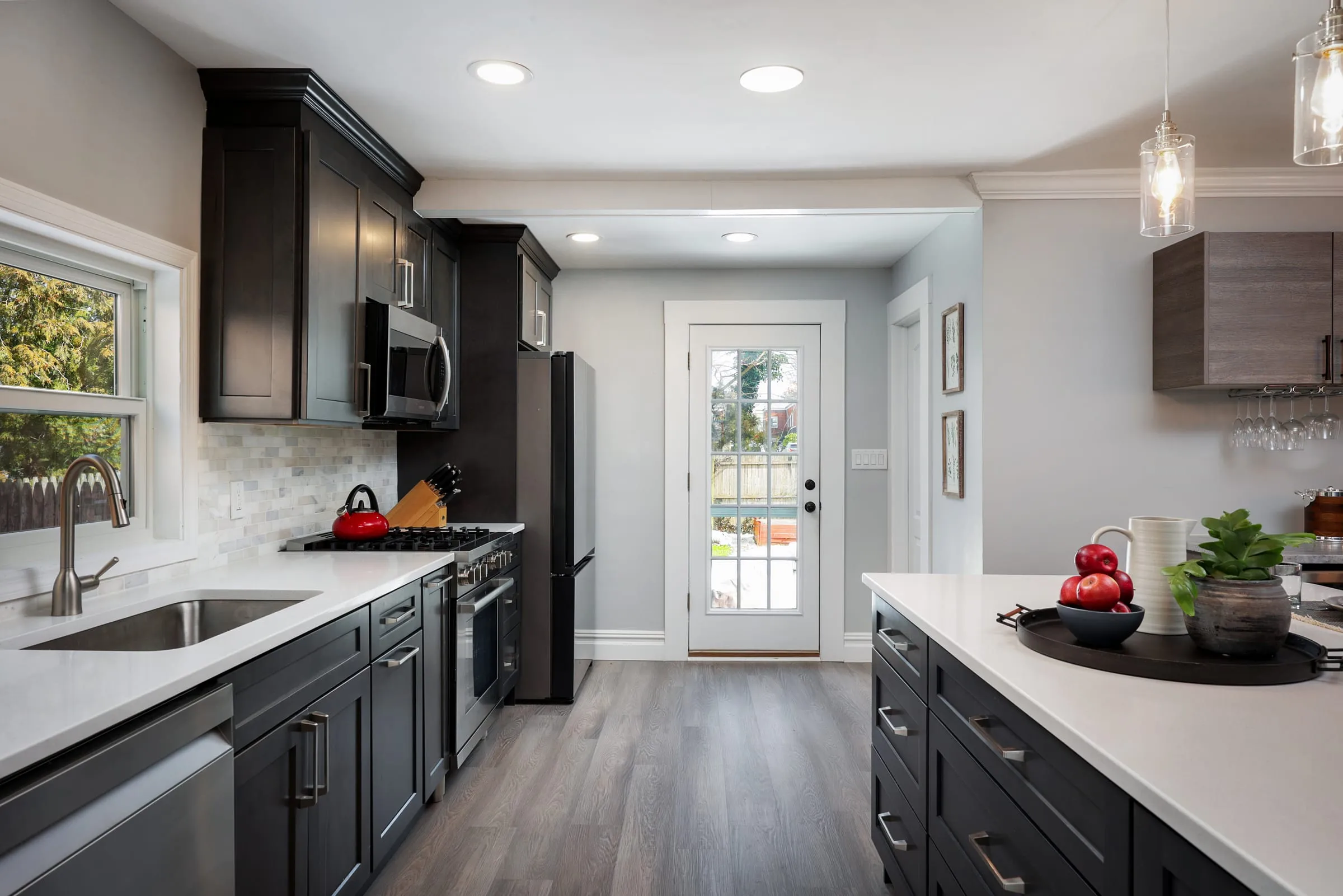 Sink run against exposed brick