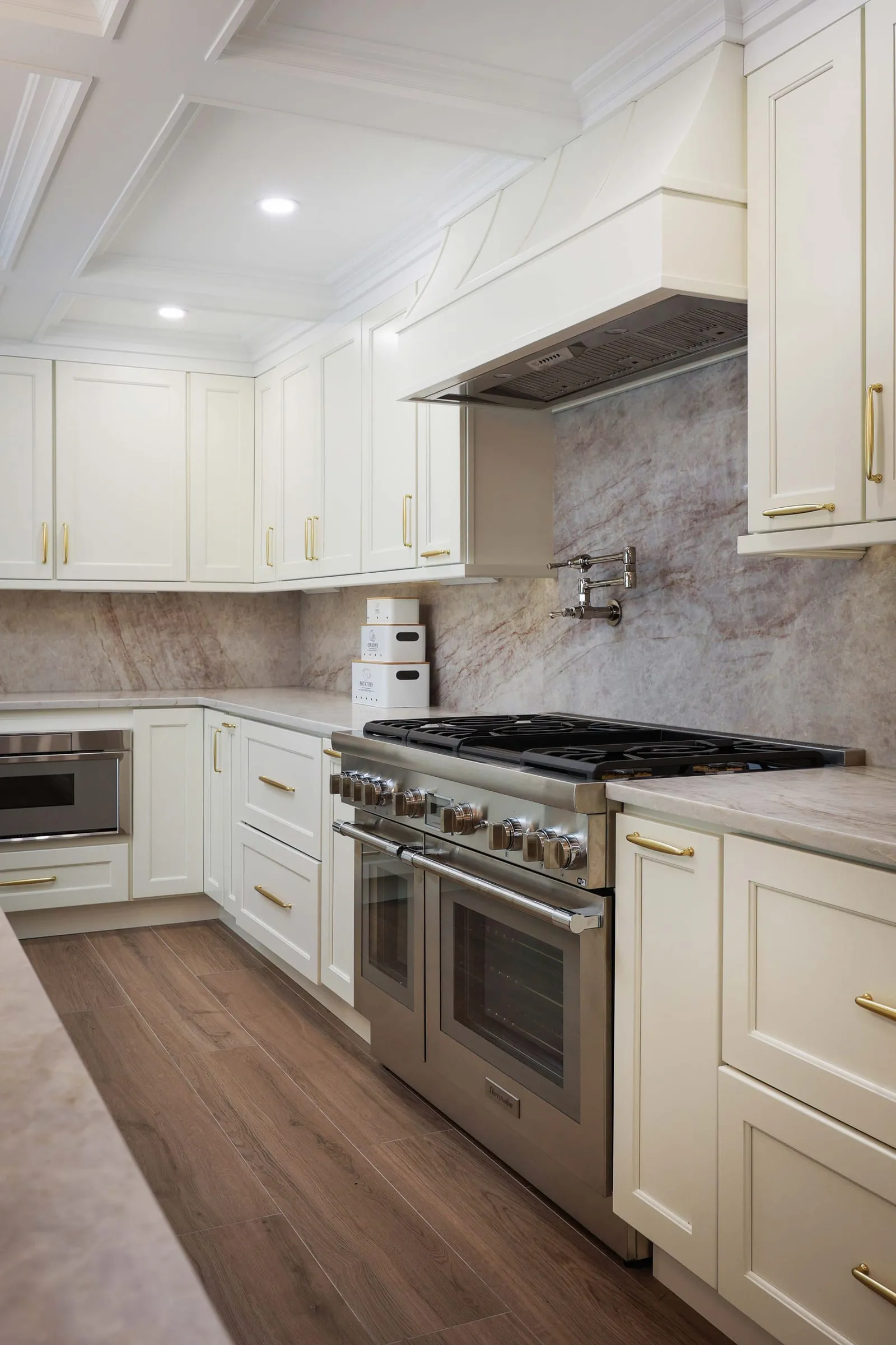 Quartzite carried up the hood wall