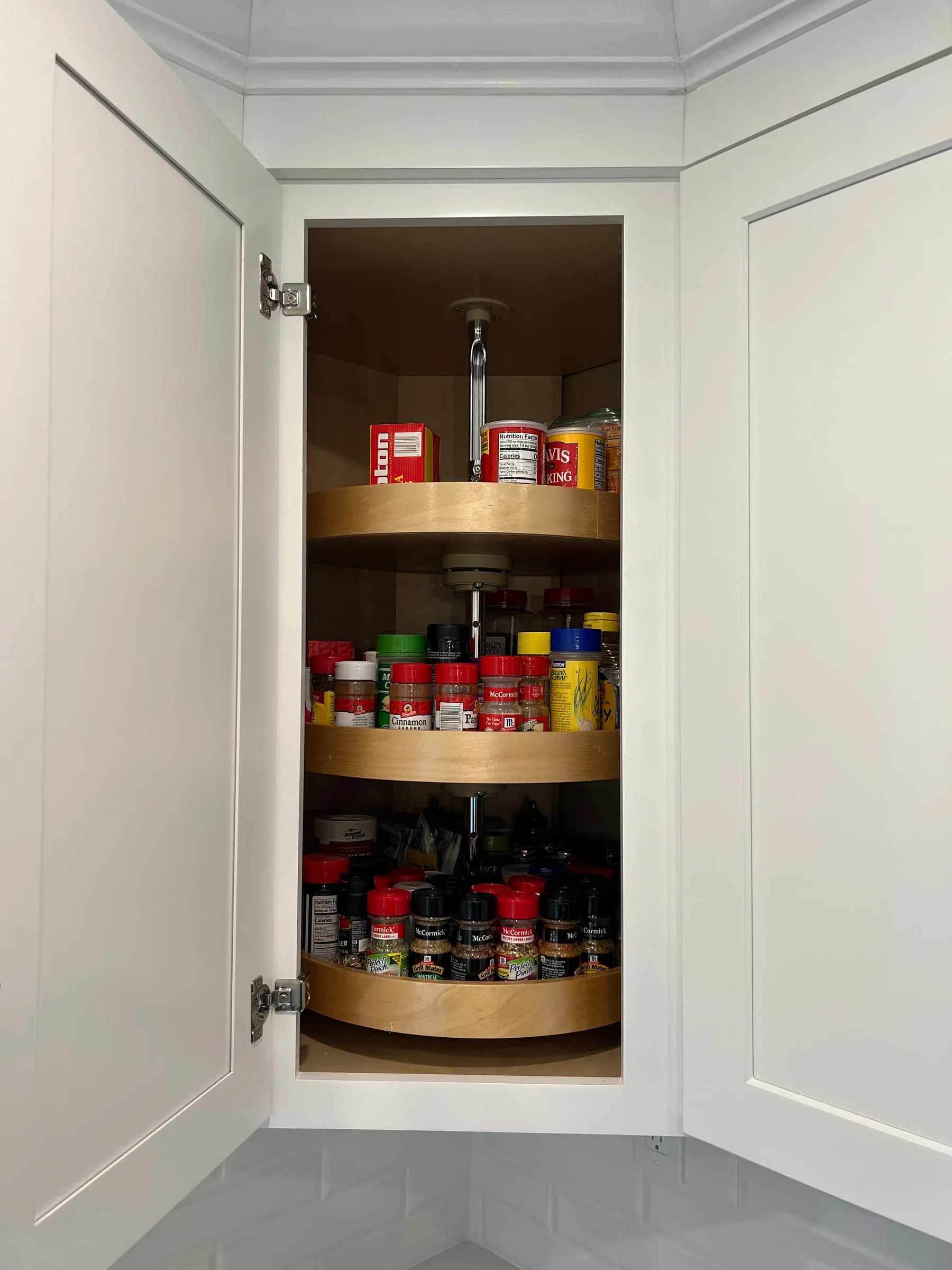 Corner lazy susan, loaded